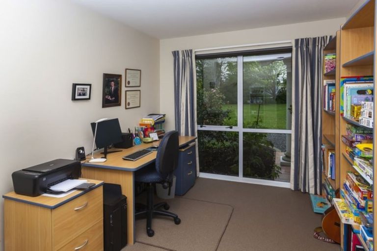 Photo of property in 2 Keetly Place, Ohoka, Kaiapoi, 7692