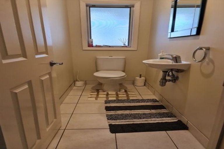 Photo of property in 37 English Oak Drive, Schnapper Rock, Auckland, 0632