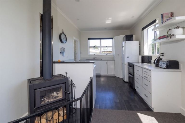 Photo of property in 70 Mcmurdo Street, Tinwald, Ashburton, 7700