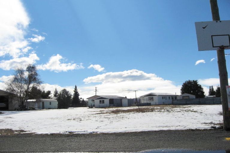 Photo of property in 75 Rata Road, Twizel, 7901
