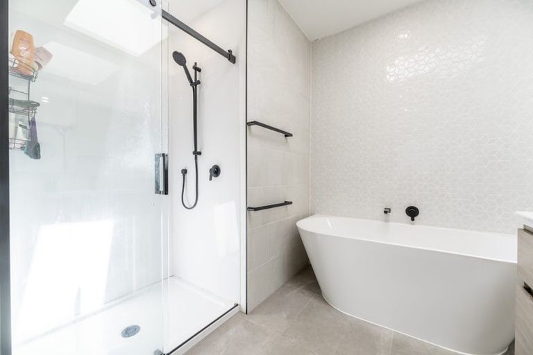 Photo of property in 1 Rolleston Street, Watlington, Timaru, 7910