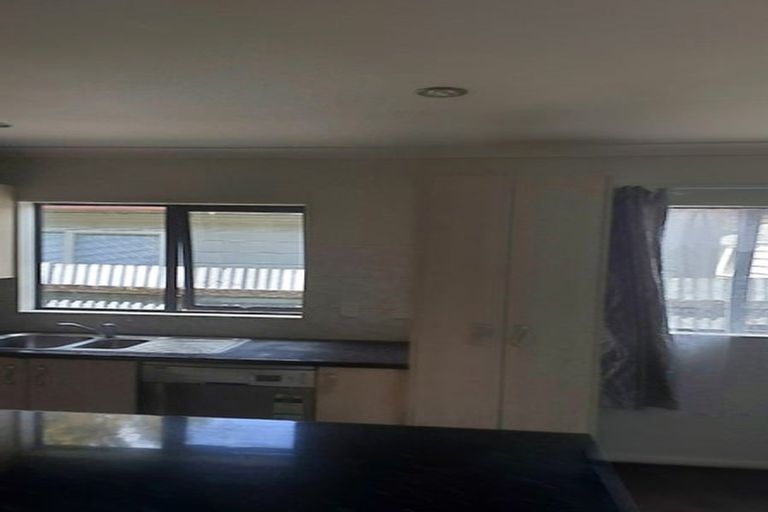 Photo of property in 12 Dolphin Street, Pakuranga, Auckland, 2010