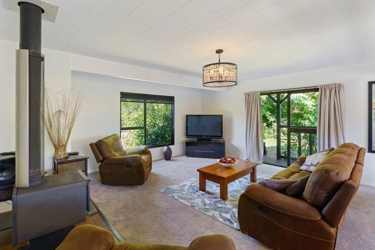 Photo of property in 203 Te Moana Road, Waikanae, 5036