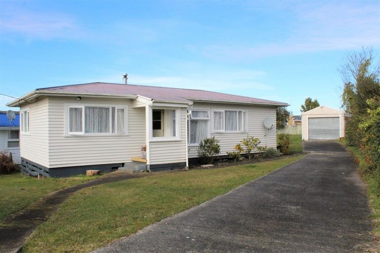 Photo of property in 19 Manuka Terrace, Mangakino, 3421