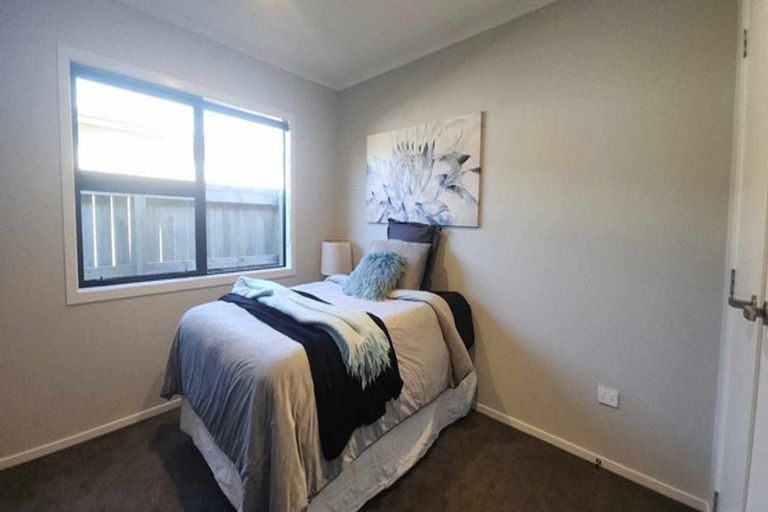 Photo of property in 35 Gallipoli Place, Paraparaumu, 5032