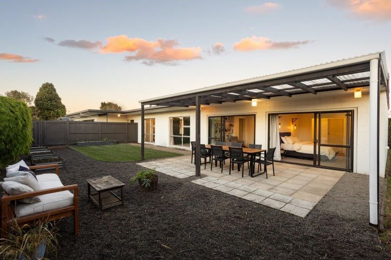 Photo of property in 22 Seamer Place, St Andrews, Hamilton, 3200