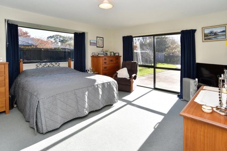 Photo of property in 22 Buckleys Road, Rangiora, 7400