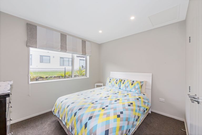 Photo of property in 42 Miller Rise, Silverdale, 0932