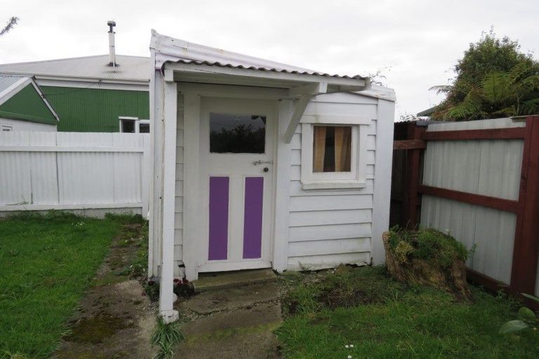 Photo of property in 153 Derby Street, Westport, 7825