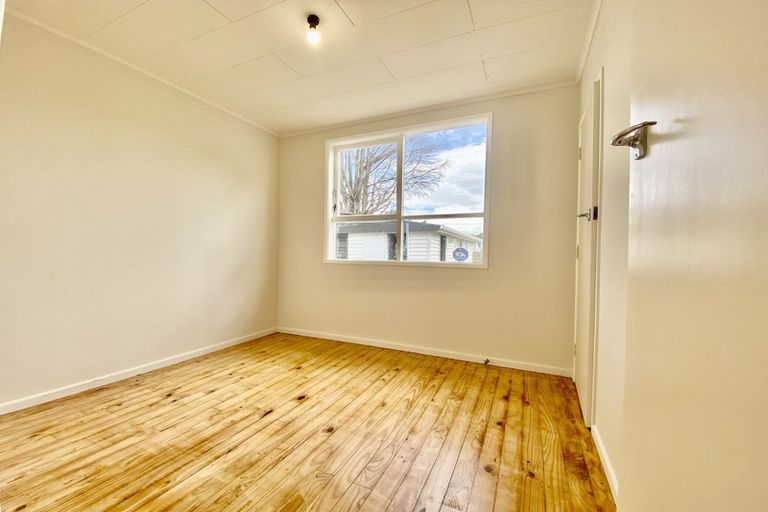 Photo of property in 12 Gardiner Grove, Mangere East, Auckland, 2024