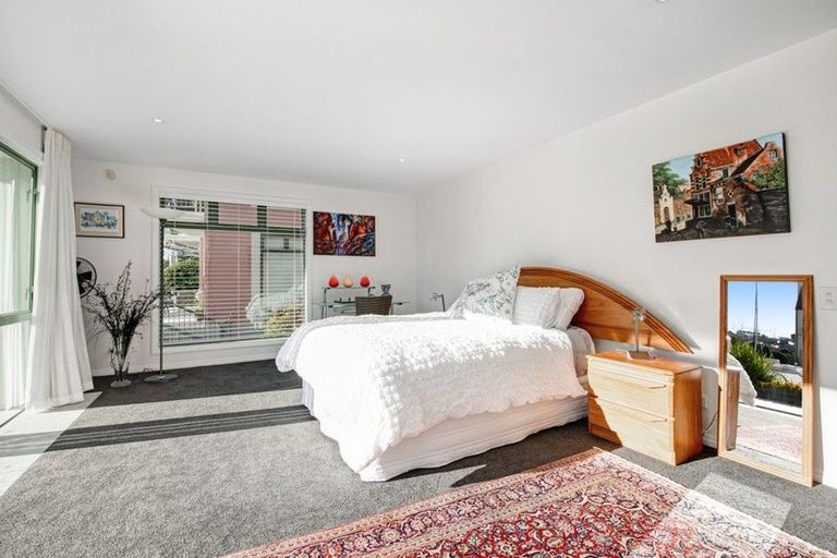 Photo of property in 118 Harbour Village Drive, Gulf Harbour, Whangaparaoa, 0930