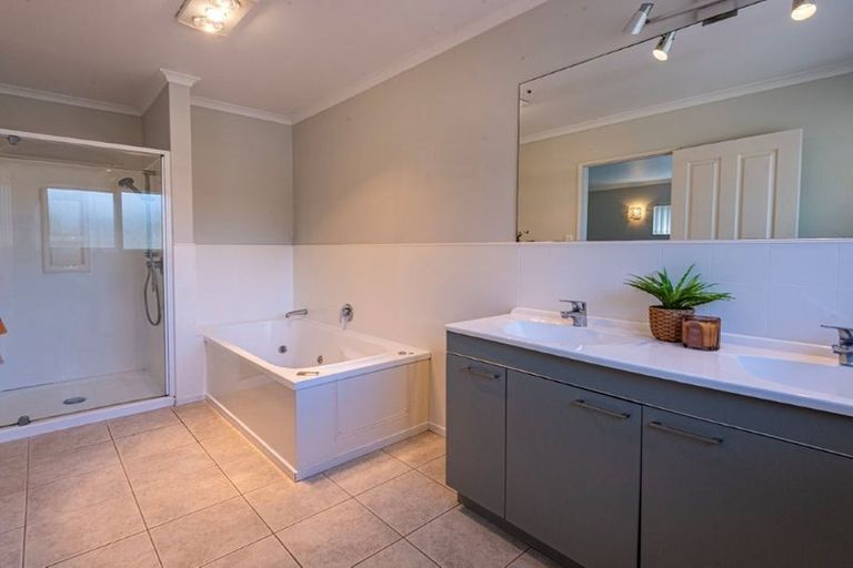 Photo of property in 17 Garden Court, Woodhill, Whangarei, 0110