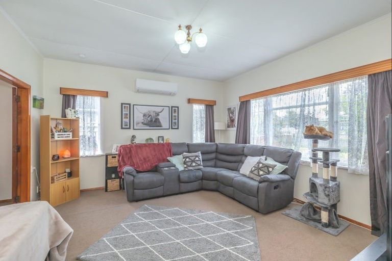 Photo of property in 18 Hannan Street, Levin, 5510