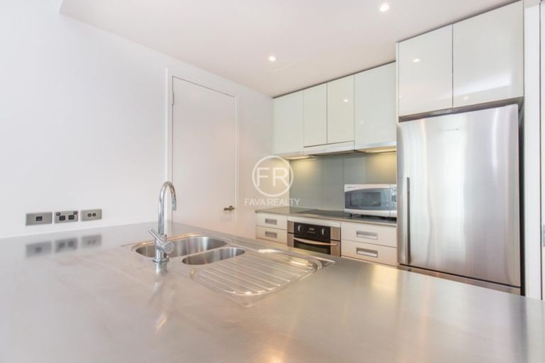 Photo of property in North At Lighter Quay Apartments, 2c/87 Halsey Street, Auckland Central, Auckland, 1010