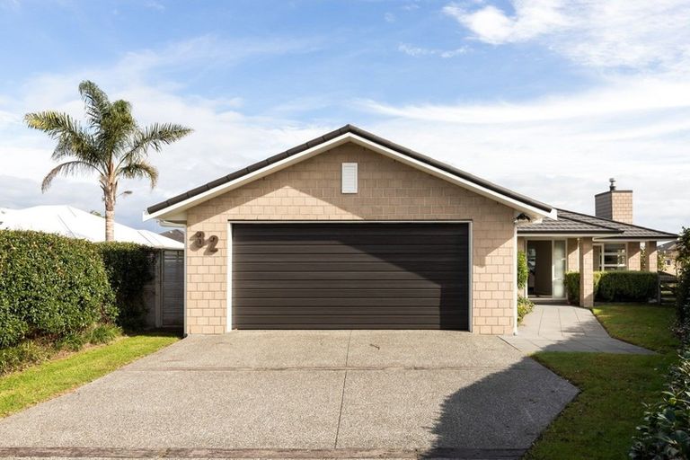 Photo of property in 32 Tatahi Cove, Papamoa Beach, Papamoa, 3118