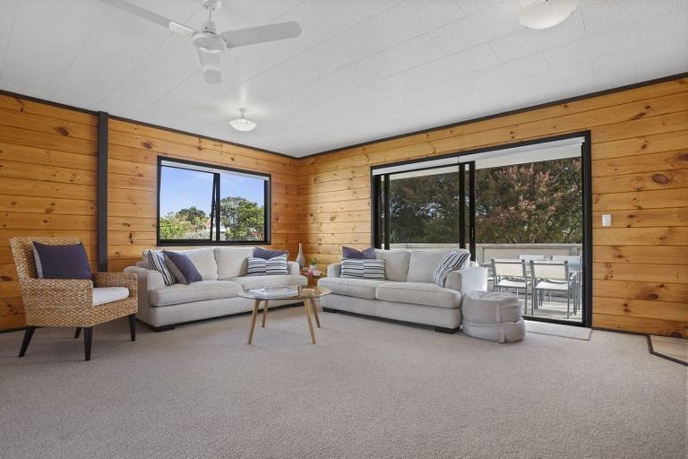 Photo of property in 210 Vista Paku, Pauanui, Hikuai, 3579