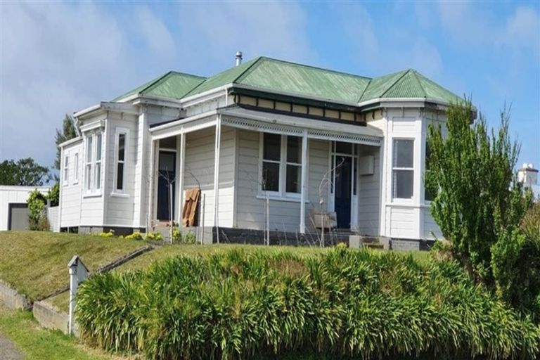 Photo of property in 3 Alma Road, Gonville, Whanganui, 4501