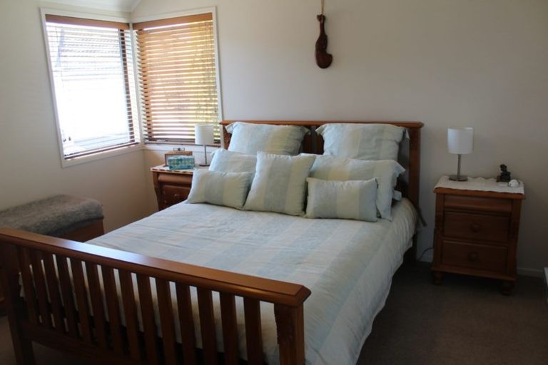 Photo of property in 4/15 Millhouse Drive, Northpark, Auckland, 2013