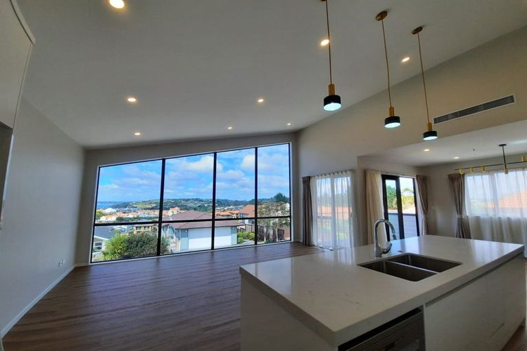 Photo of property in 129a Alec Craig Way, Gulf Harbour, Whangaparaoa, 0930