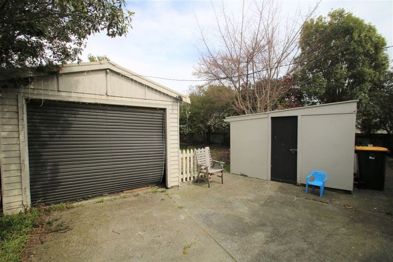 Photo of property in 30 Goldsmith Crescent, Levin, 5510