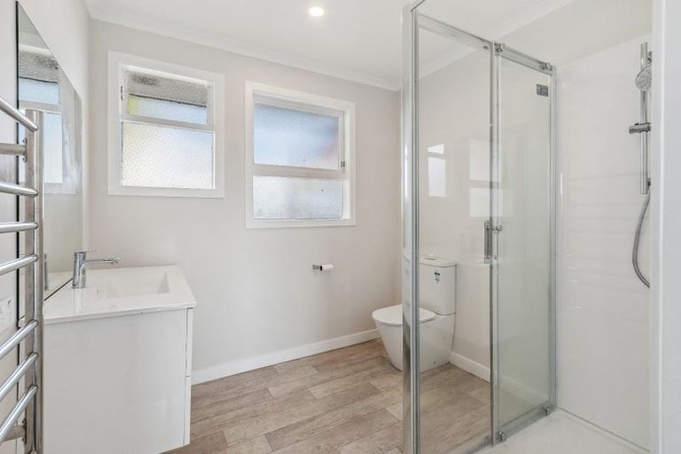 Photo of property in 19 Dalesford Street, Silverdale, Hamilton, 3216