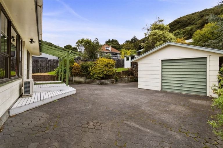 Photo of property in 10 Longitude Place, Whitby, Porirua, 5024