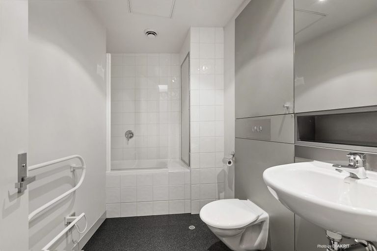 Photo of property in Gerondis Bldg Apartments, 312/60 Willis Street, Wellington Central, Wellington, 6011