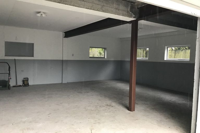 Photo of property in 128 Waikawa Road, Picton, 7220