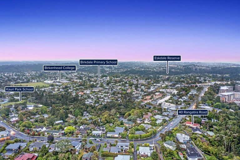 Photo of property in 40 Rangatira Road, Birkenhead, Auckland, 0626