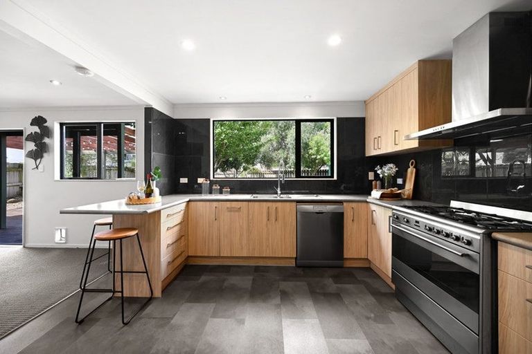 Photo of property in 68 Endeavour Avenue, Flagstaff, Hamilton, 3210