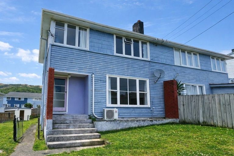 Photo of property in 78-80 Leicester Street, Cannons Creek, Porirua, 5024