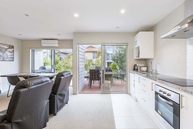 Photo of property in 55a Nautilus Drive, Gulf Harbour, Whangaparaoa, 0930