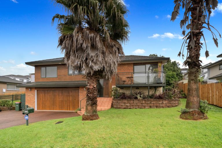 Photo of property in 13 San Marino Drive, Henderson, Auckland, 0612