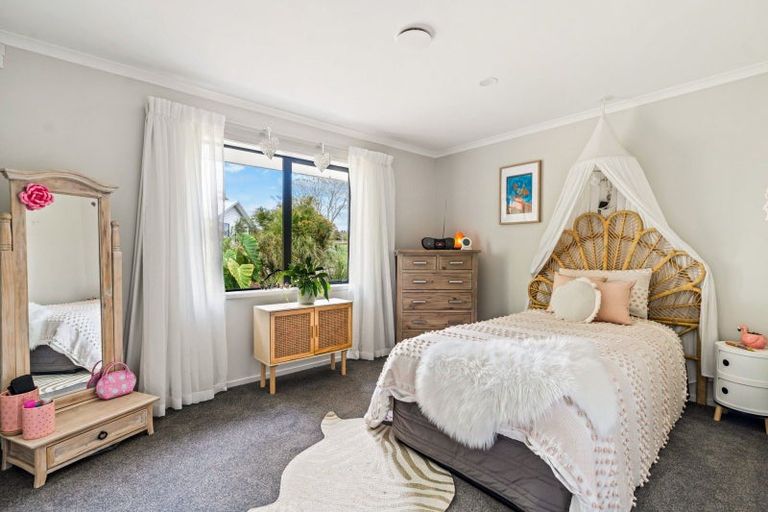 Photo of property in 33 Tesoro Way, Parahaki, Whangarei, 0112