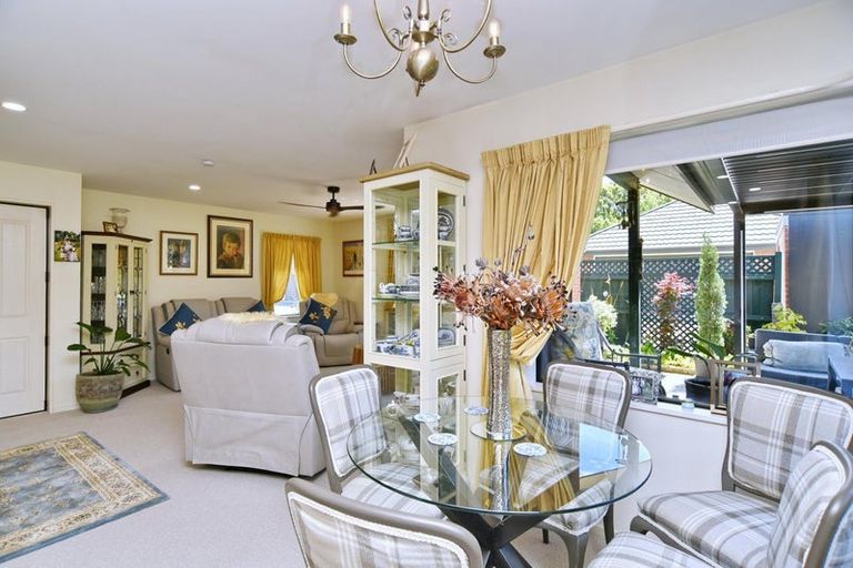 Photo of property in 17f Matawai Close, Rangiora, 7400