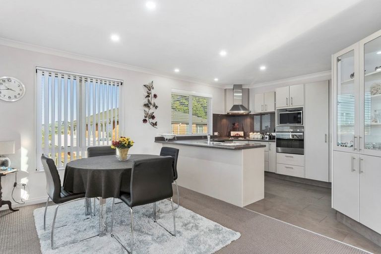 Photo of property in 12/17 Simmonds Grove, Greerton, Tauranga, 3112