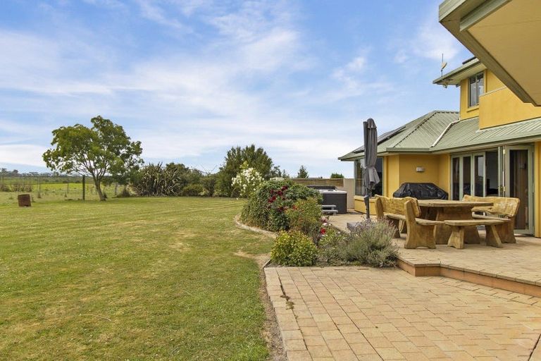 Photo of property in 223 White Road, Milford, Temuka, 7986