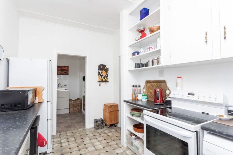 Photo of property in 32 Cole Street, Dannevirke, 4930