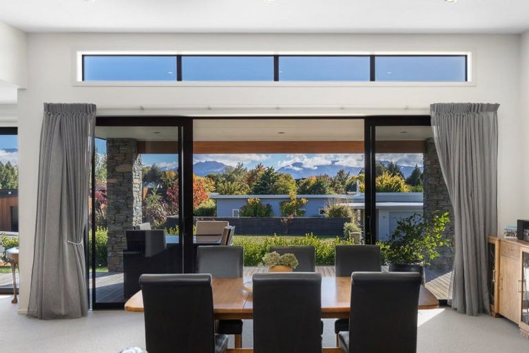 Photo of property in 7 Daniels Terrace, Wanaka, 9305