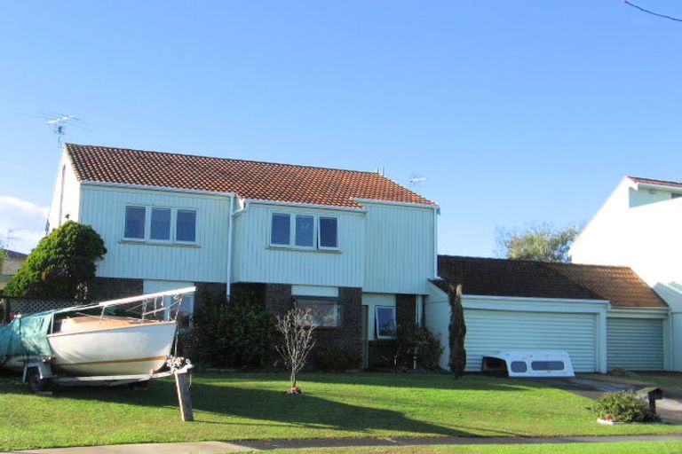 Photo of property in 3/5 Arkley Avenue, Farm Cove, Auckland, 2012