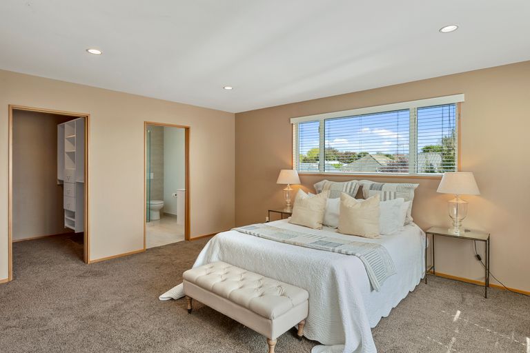 Photo of property in 31b Sandwich Road, Beckenham, Christchurch, 8023