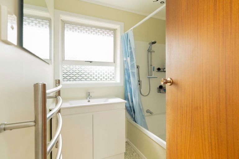 Photo of property in 43 Rugby Street, Levin, 5510