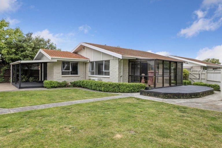 Photo of property in 6b Ingrid Street, Parklands, Christchurch, 8083