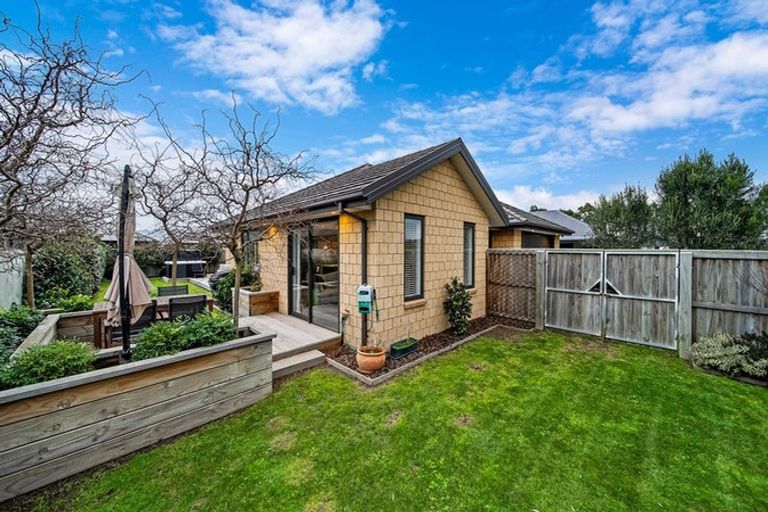 Photo of property in 4 Koareare Avenue, Halswell, Christchurch, 8025