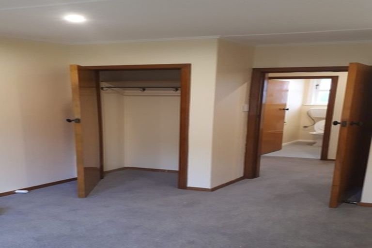 Photo of property in 7 Delaney Drive, Stokes Valley, Lower Hutt, 5019