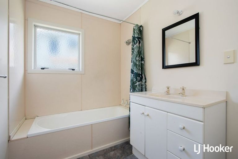 Photo of property in 24 Koutunui Road, Athenree, Katikati, 3177