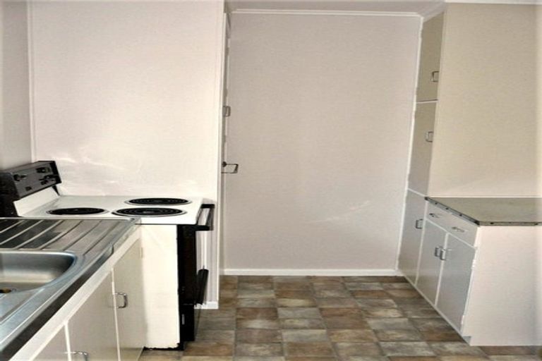 Photo of property in 105 Titirangi Road, New Lynn, Auckland, 0600