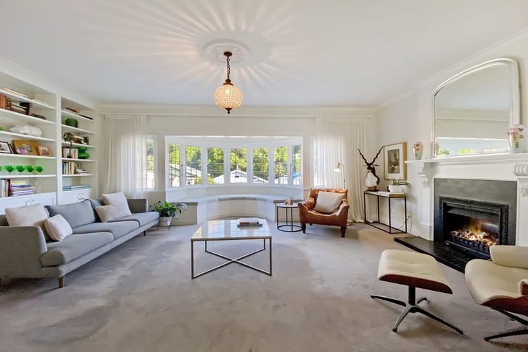 Photo of property in 37 Glen Road, Kelburn, Wellington, 6012