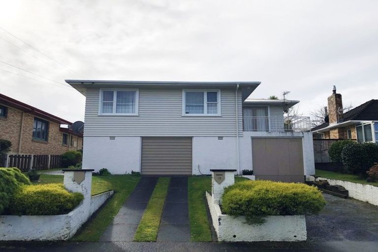 Photo of property in 17 Trafalgar Street, Westown, New Plymouth, 4310