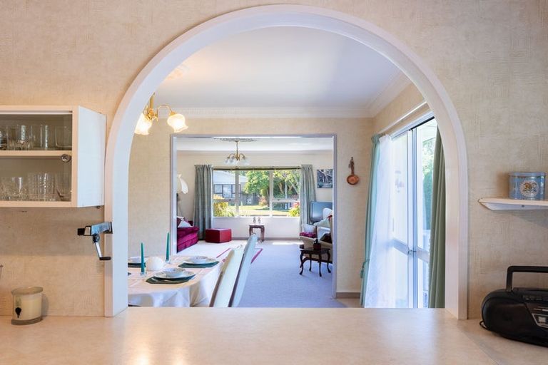 Photo of property in 86 Belvedere Avenue, Waikanae, 5036